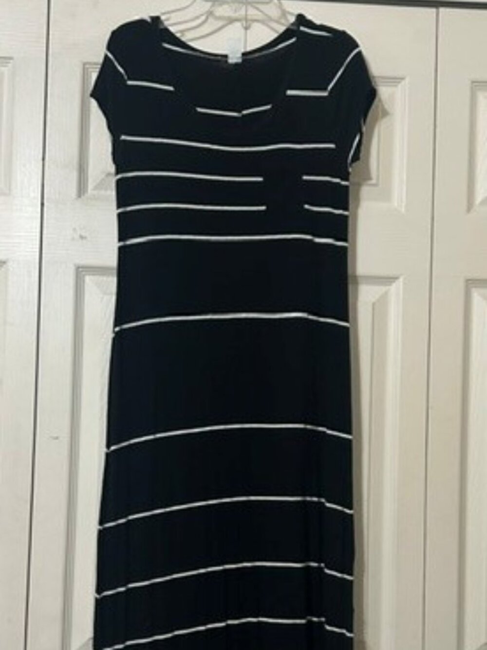 Old Navy black and white striped maxi dress. (XS)